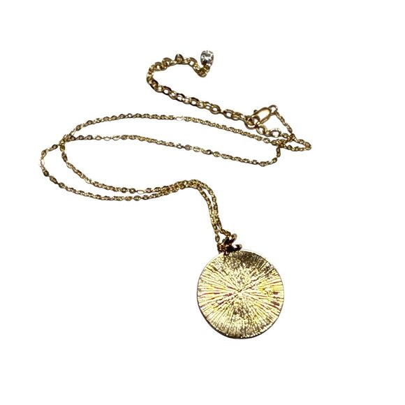 Gold Round Pendant Necklace with Geometric Striped Inlay Design for Women - Picture 5 of 7